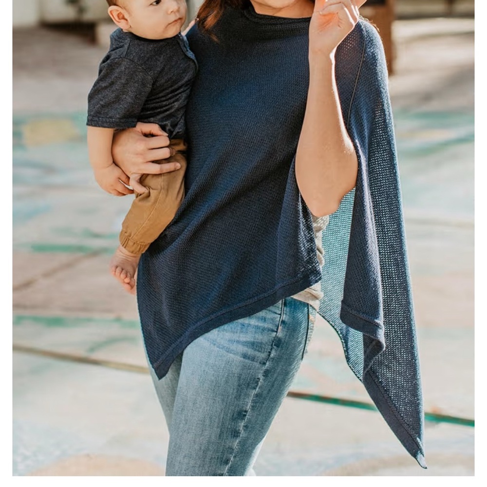 Navy Cocoon Nursing Cover by We are Amma